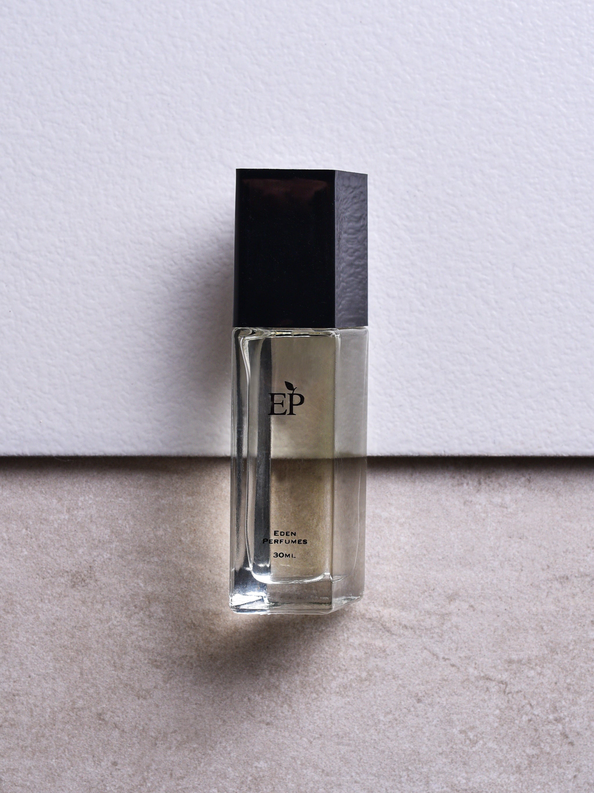Tza - A scent similar to Tsar by Van Cleef & Arpels